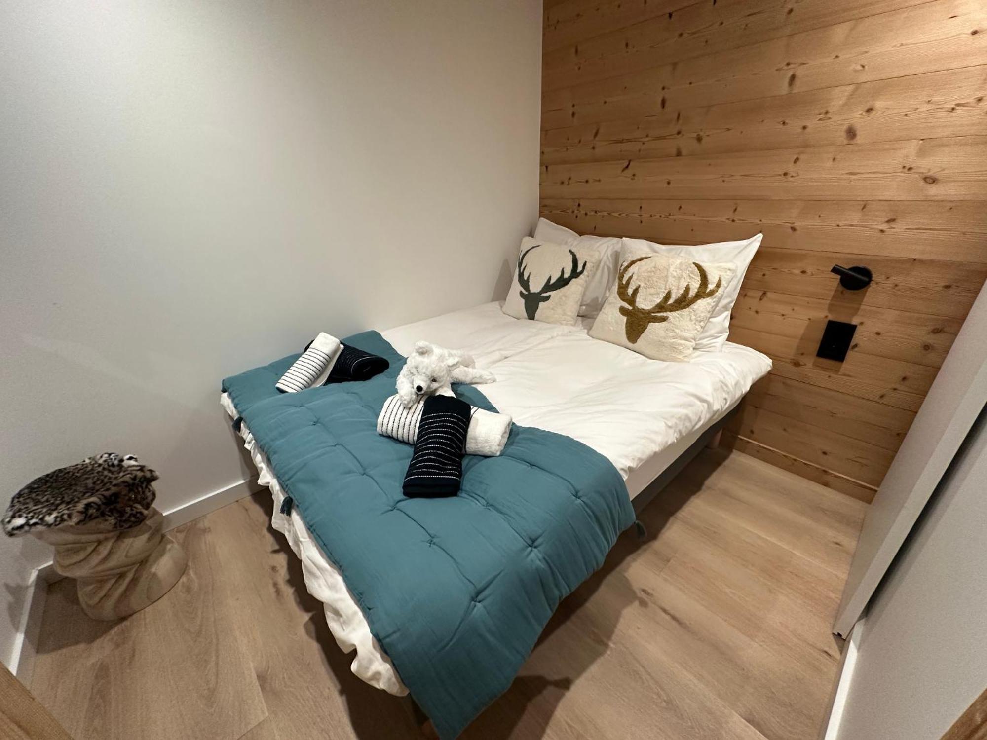 Apartamento Les Loups Blancs Courchevel Exterior foto
